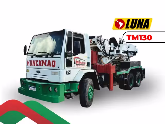 Guindaste industrial Luna TM130 130 toneladas — aluguel para construção civil, montagem e operações pesadas em Campinas